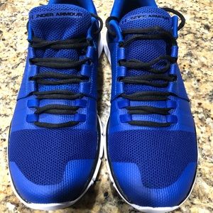 Under Armour Strive 7